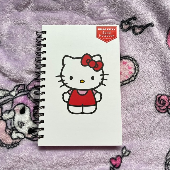 Hello Kitty Journal Bundle - Picture 6 of 9